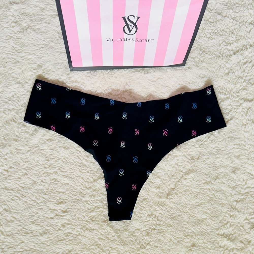 NWT Victoria's Secret No Show Thong Size L